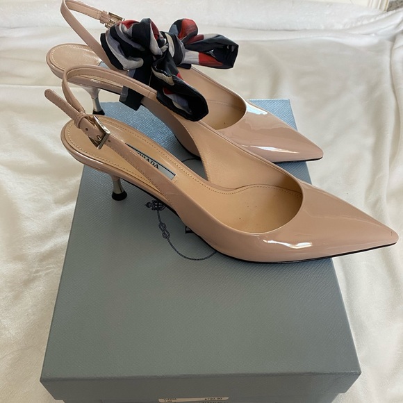 Prada Donna - Picture 2 of 5